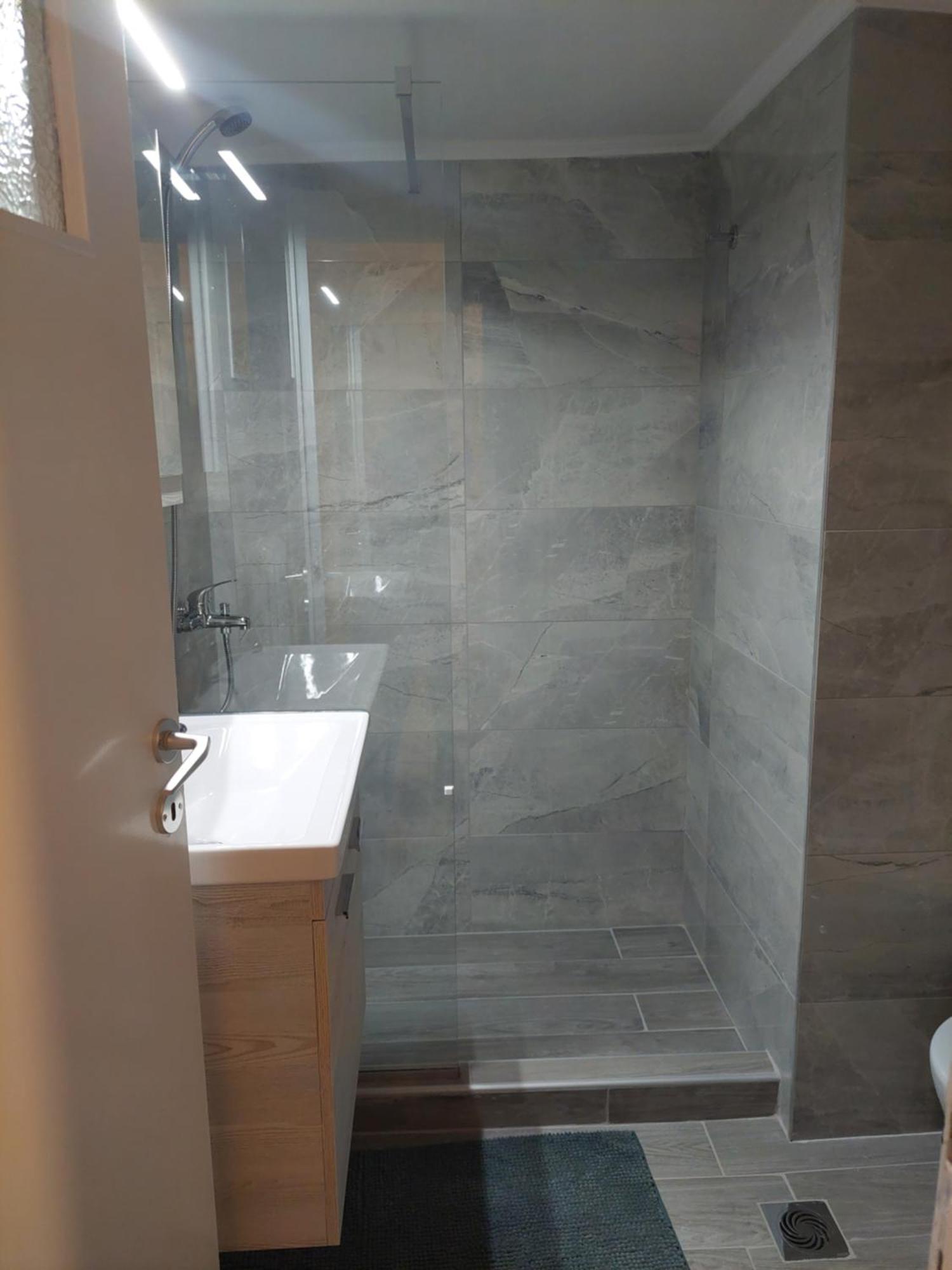 Santa Marina 3 Apartment Ioannina Ngoại thất bức ảnh